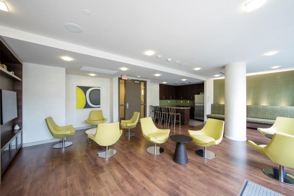 Motion - Photo 7 of 18