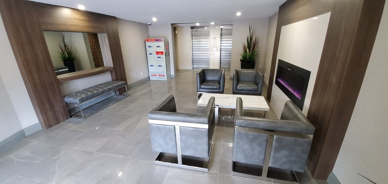 Trafalgar Square Apartments 27/33 Cardigan St, Guelph, ON N1H None