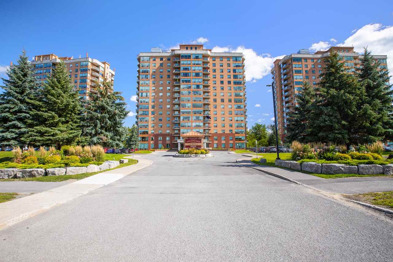 Park Ridge Place IIII Apartments 7303/7305/7307 Campeau Dr, Ottawa