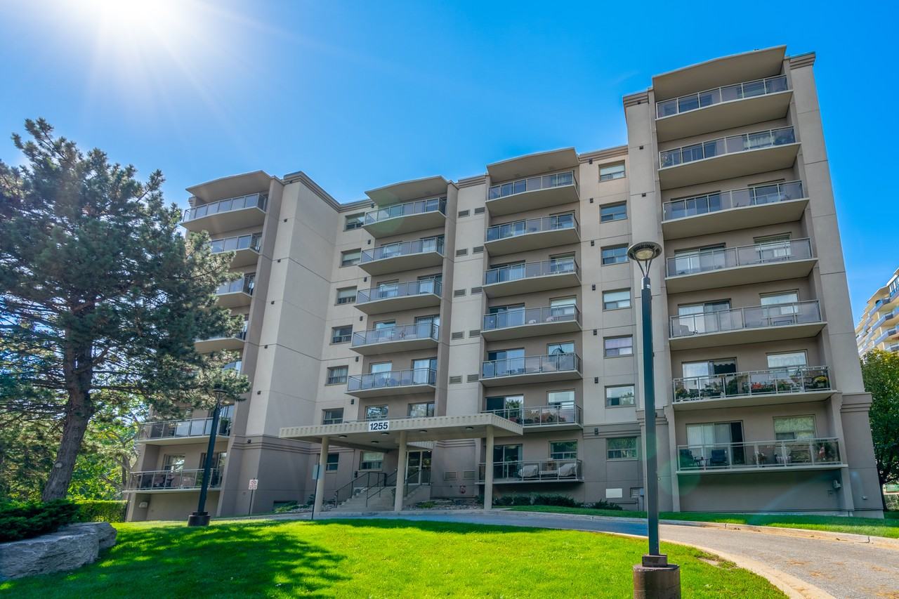 Pier 100 Apartments 1255 Sandy Lane, Sarnia, ON N7V 4G7 Zumper