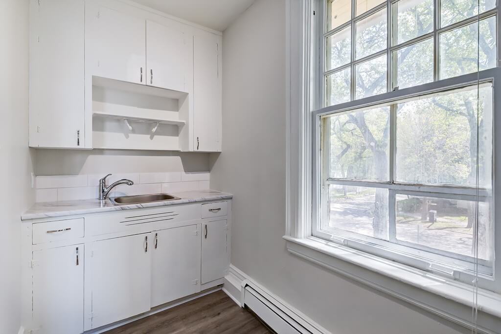 Otis Apartments - Photo 5 of 11