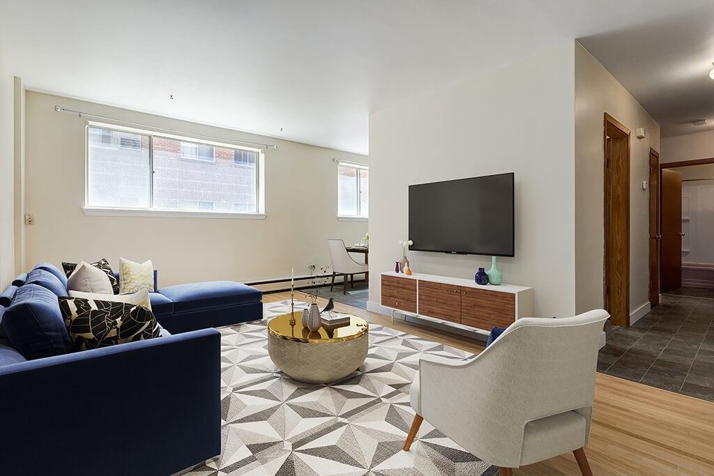 Lady Robinson Apartments - Photo 3 of 8