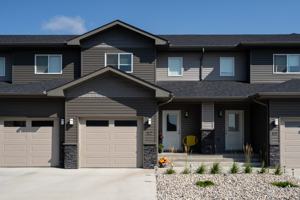 featured image of 26 Blumberg Trail