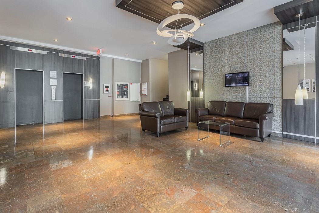 32103250 Forest Hill Apartments 3250 Le Forest Hill, Montréal, QC