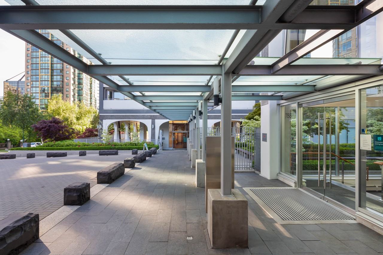 Pacific Palisades Apartments 788 Jervis St, Vancouver, BC V6E 0B5