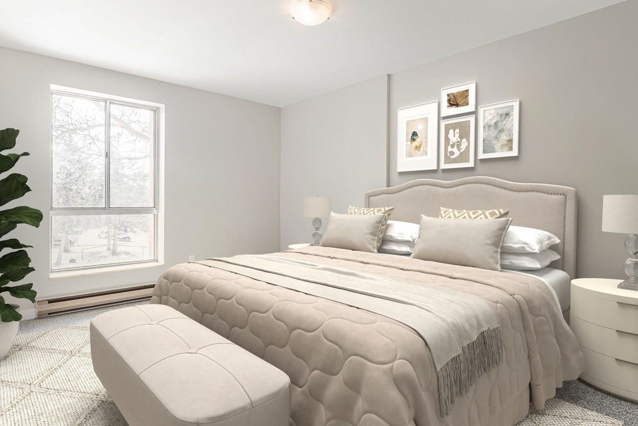 Spanish Trio - Photo 7 of 10