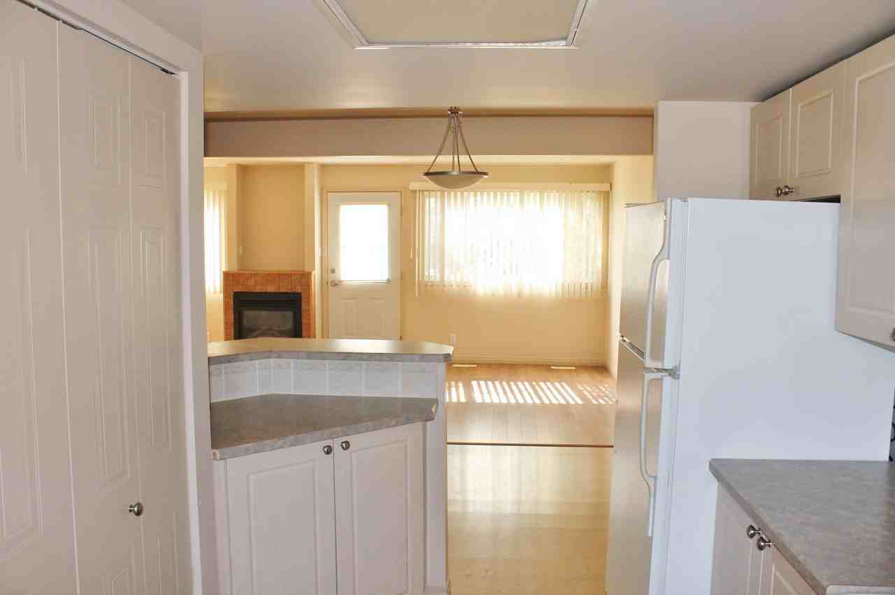 Lakeside Court - Photo 3 of 8