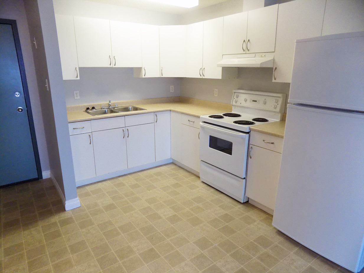 Bison Hill Townhomes - Photo 2 of 5
