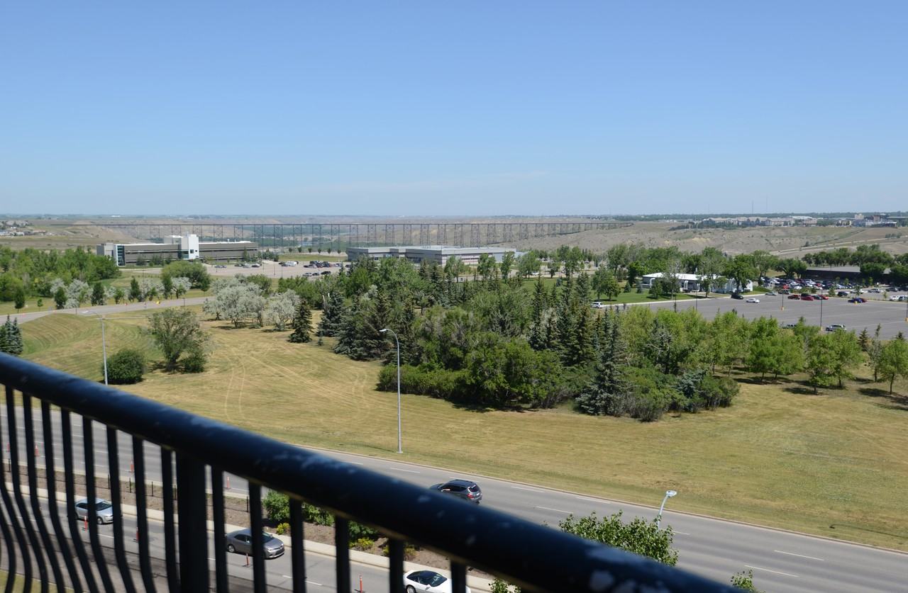 Skyline Terrace Apartments 37 Berkeley Pl W, Lethbridge, AB T1K 4G9