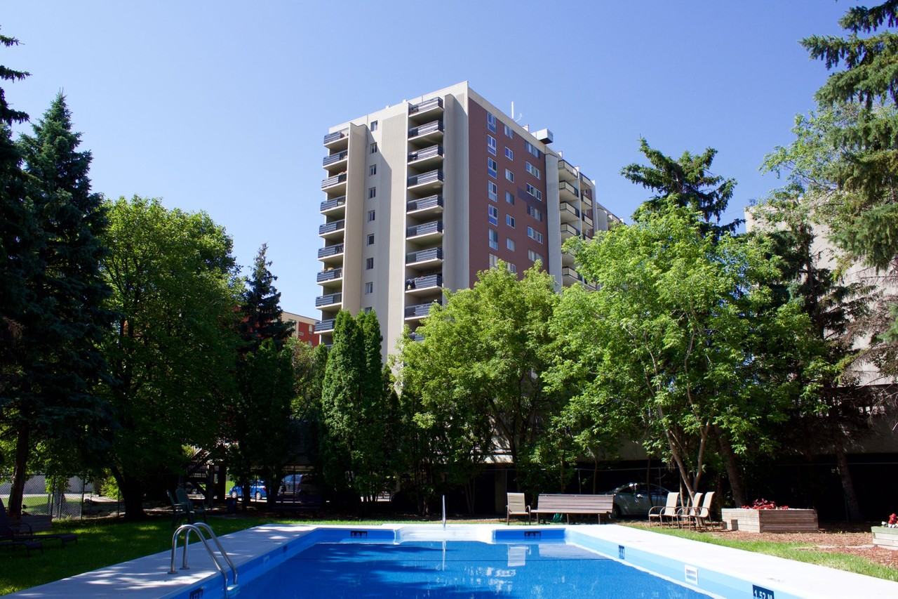 Armadale Hollows Apartments 1750 Pembina Hwy, Winnipeg, MB R3T 4J5