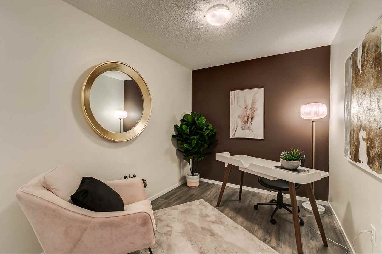 Cameron Heights Apartments in Cameron Heights, Edmonton, AB T6M 1M3