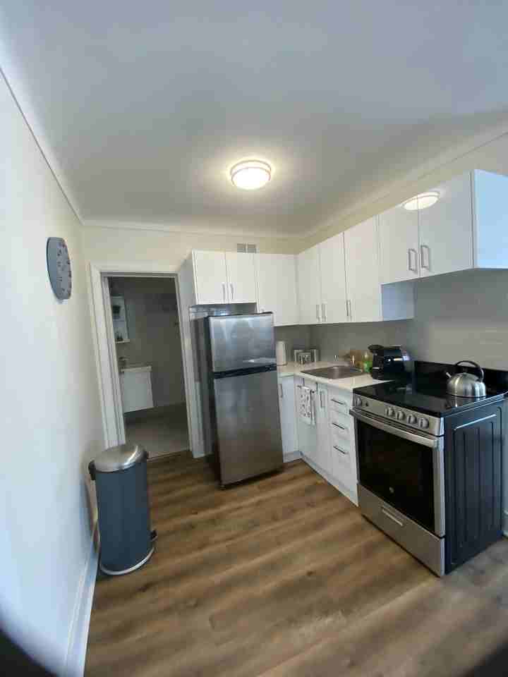 Maebrook Rideau: 350 Mayfield Street - Photo 2 of 38