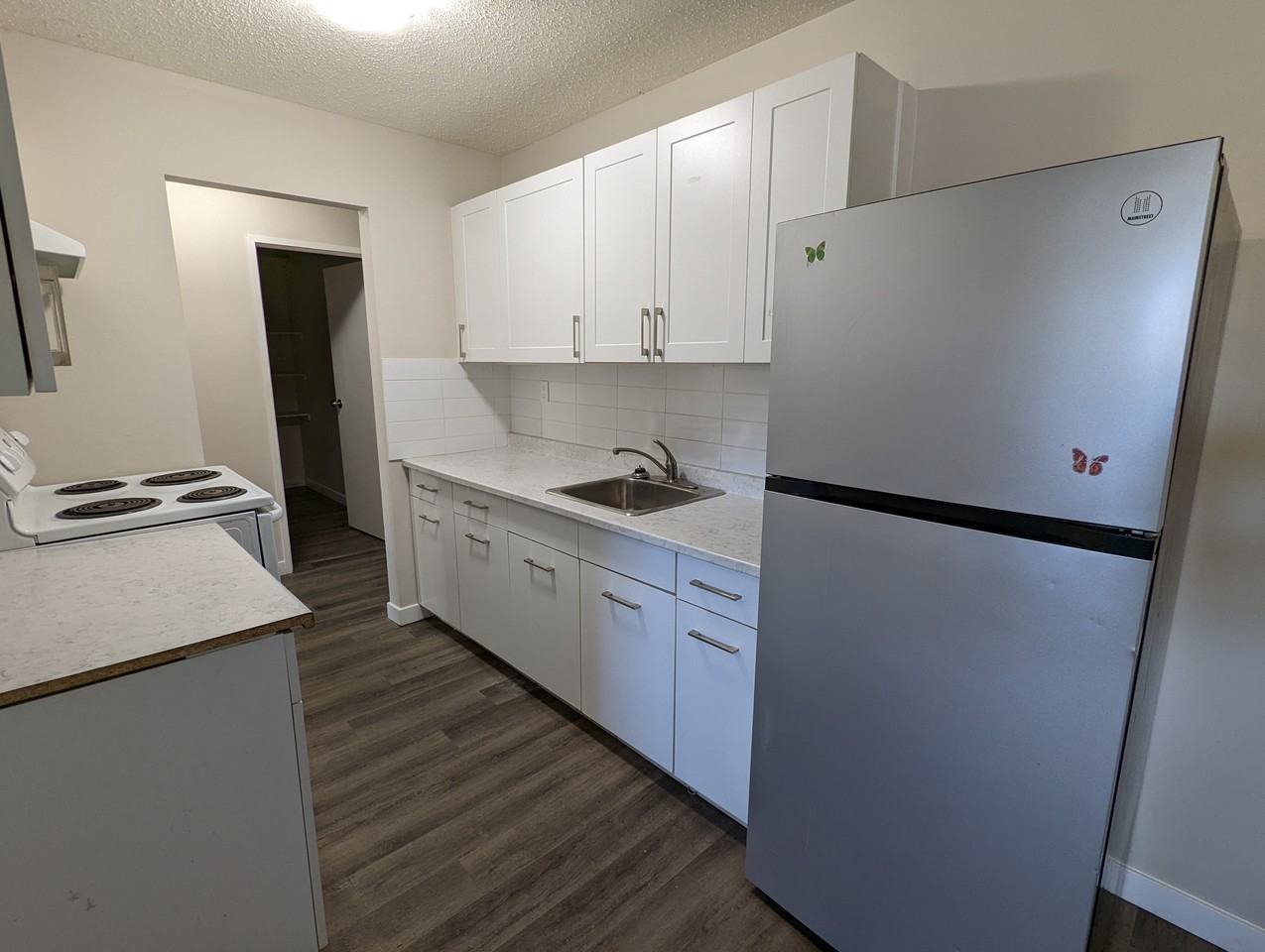 Lancelot Apartments 1702 22nd St W, Saskatoon, SK S7M 0T5 Zumper