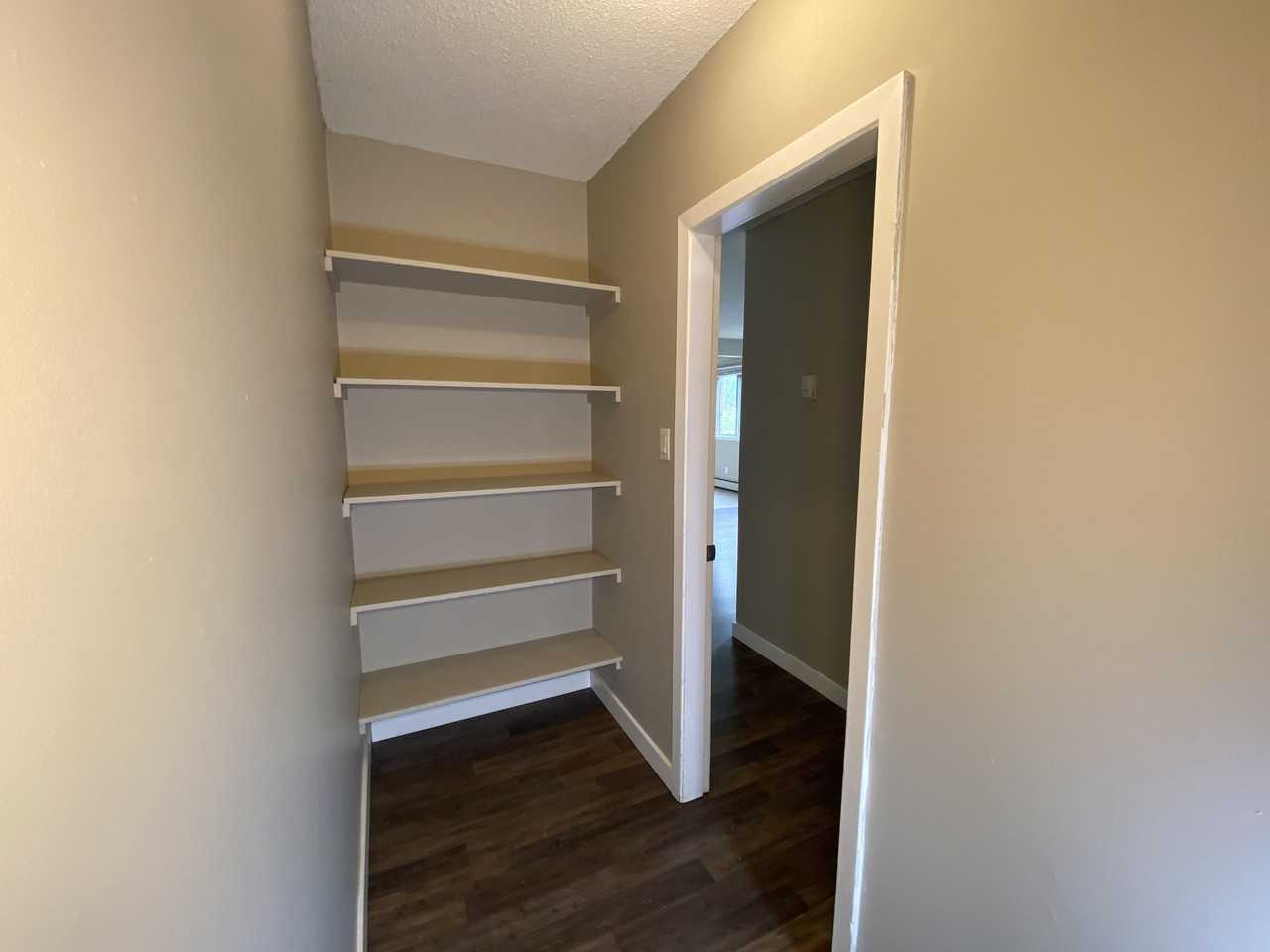 Gary Manor Apartments 10625 113 St Nw, Edmonton, AB T5H 3H7 Zumper