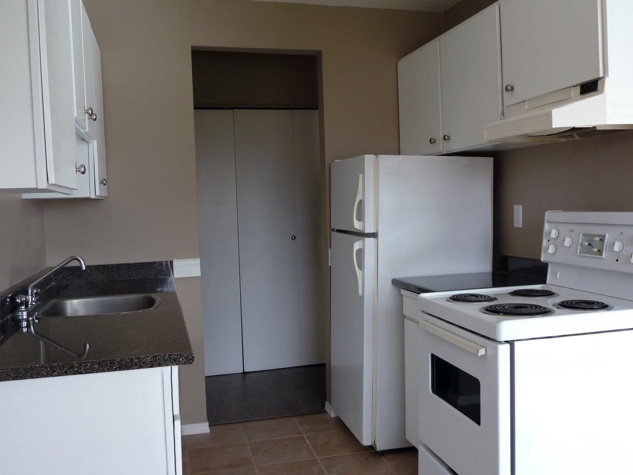 Greenwood Gardens Apartments 14831 104 Ave, Surrey, BC V3R 1M5 Zumper