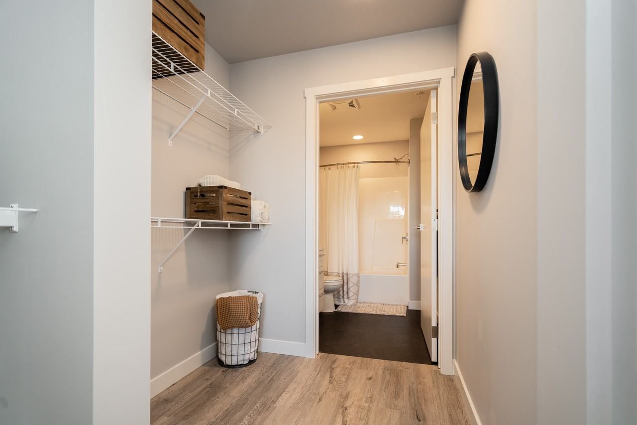 The Frontier Apartments 550 De La Seigneurie Blvd, Winnipeg, MB R3X