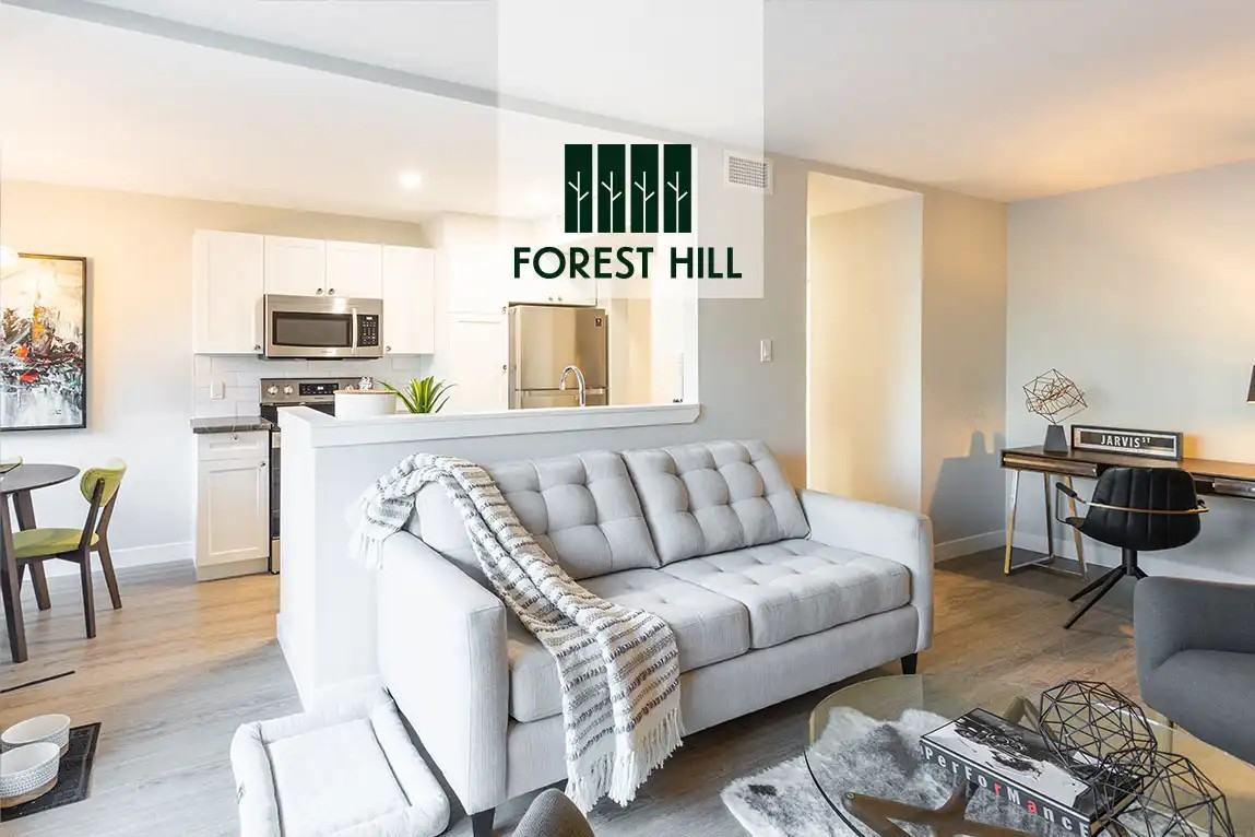 Forest Hills | 605 Proudfoot Lane - Photo 3 of 11