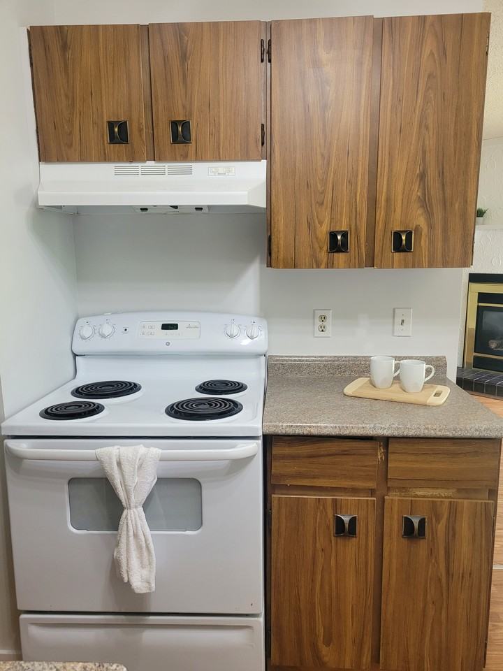 Spruce Court Apartments 5129 50 St, Redwater, AB T0A None Zumper