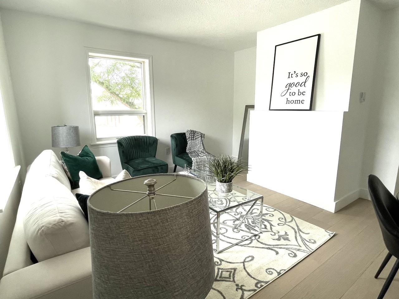 2373 Bloor Street West - Photo 6 of 26