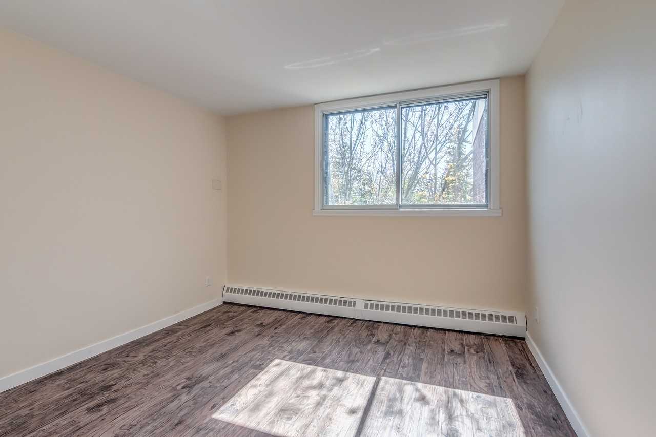 Le Prestigieux Pierrefonds Apartments 12210 Boul De Pierrefonds