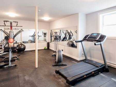 Le Tiffany - Photo 3 of 50