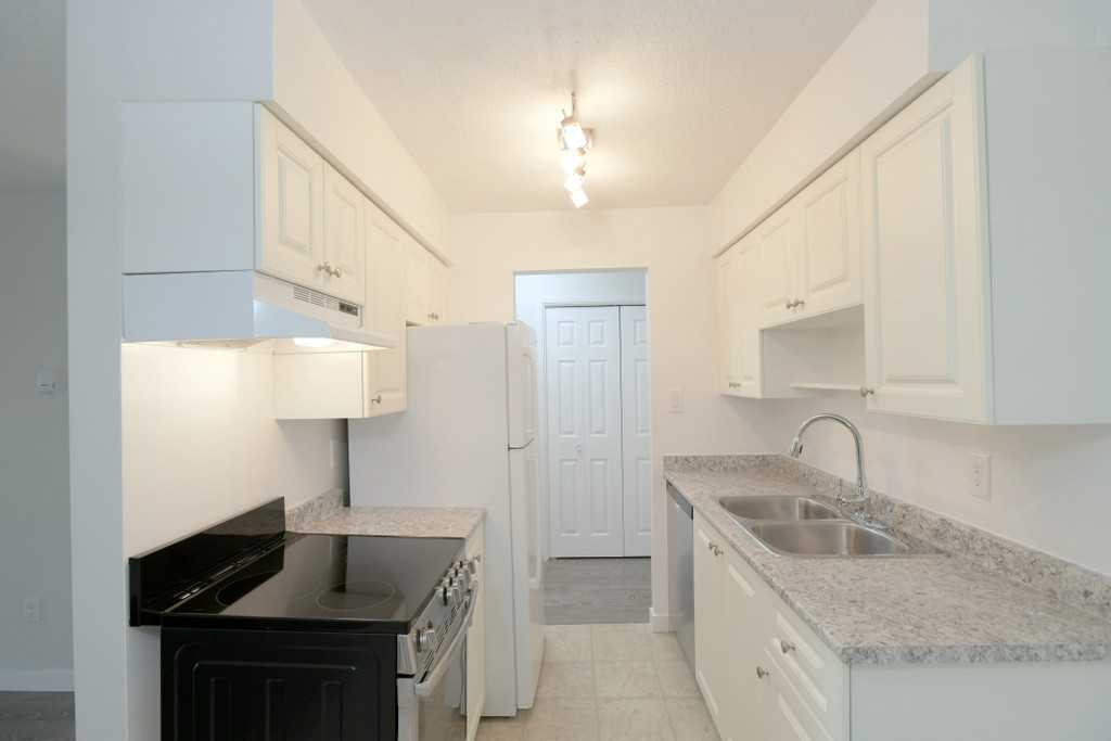 Bakerview Apartments 1040 Howie Ave, Coquitlam, BC V3J 1T7 Zumper