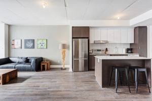 featured image of 3106 3106 Promenade du Quartier-Saint-Martin