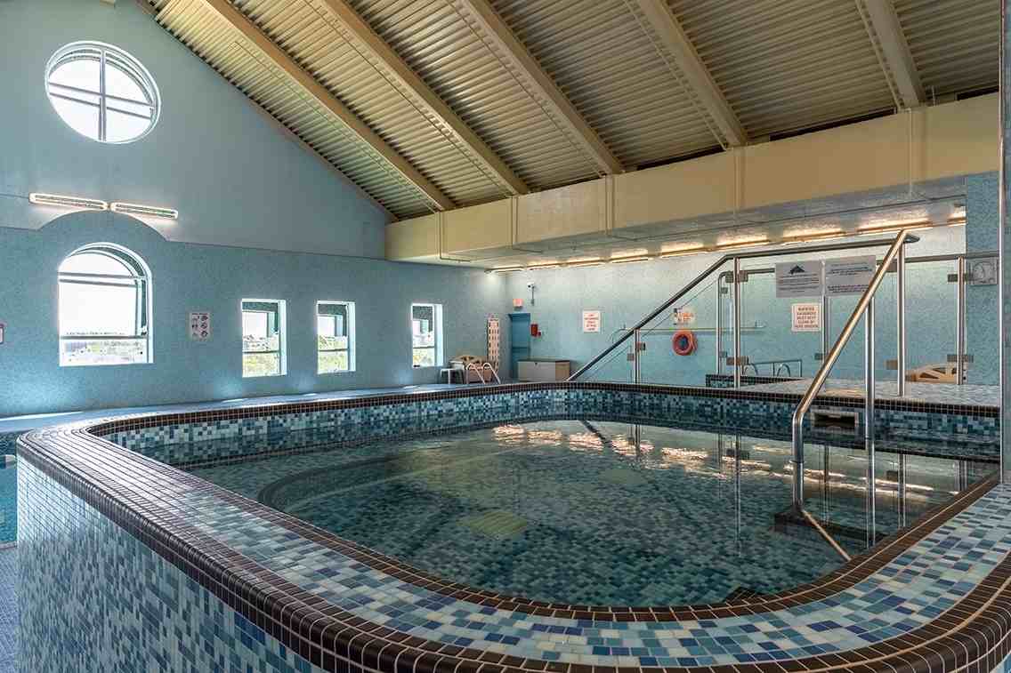 Fort Garry Place II Apartments 85 Garry St, Winnipeg, MB R3C 4J5 Zumper