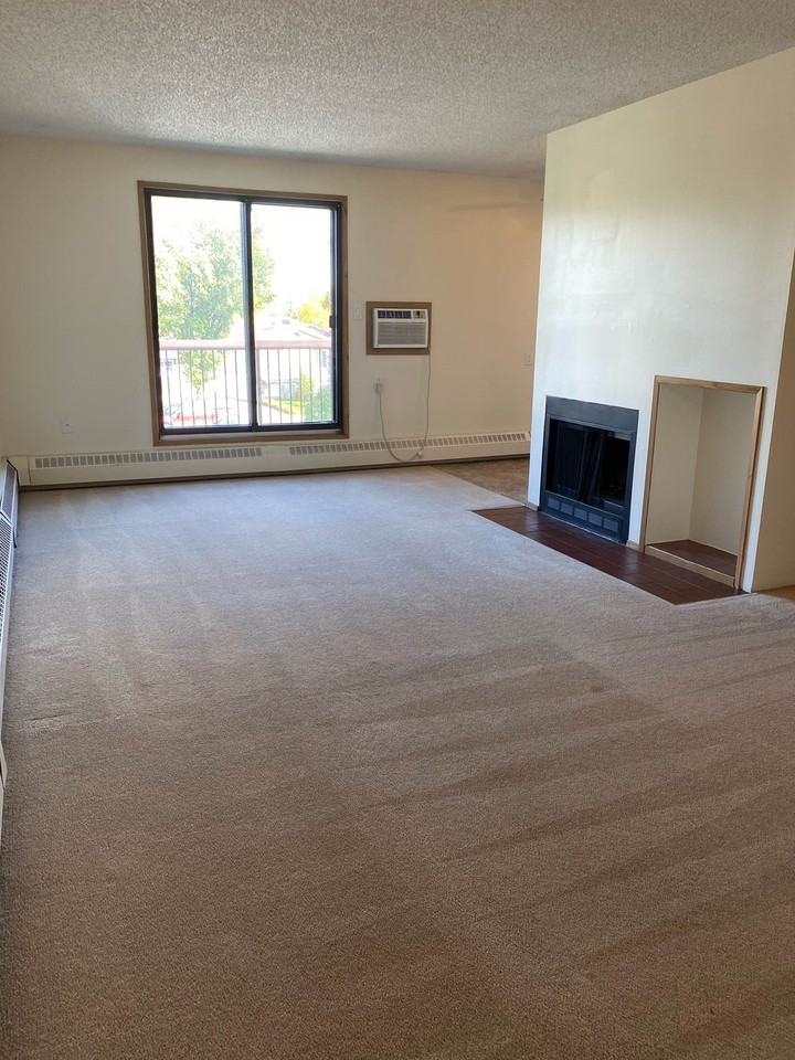 Sunrise Gardens - Photo 3 of 8