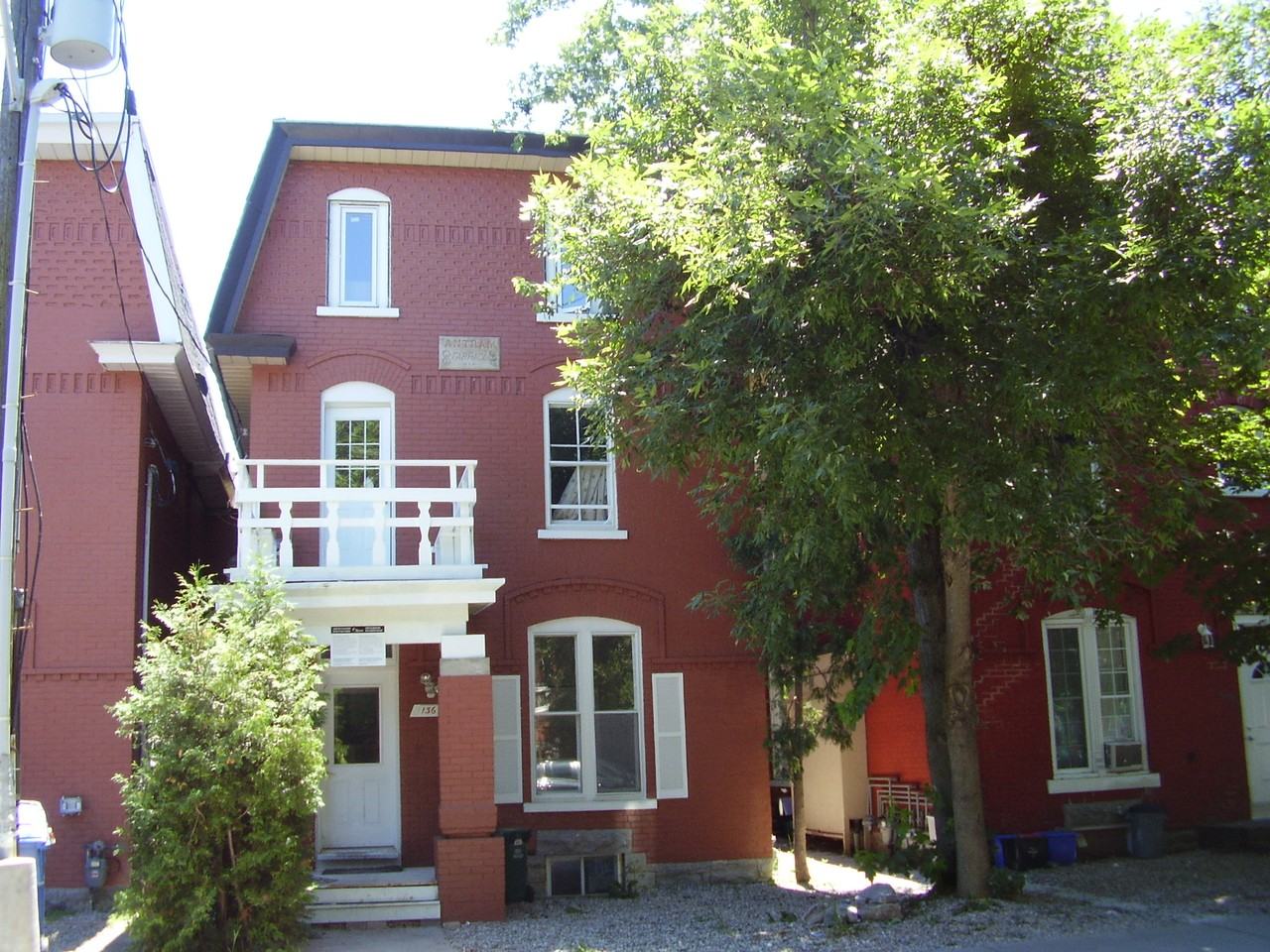 136 Osgoode St, Ottawa, ON K1N 6S4 Apartment for Rent PadMapper