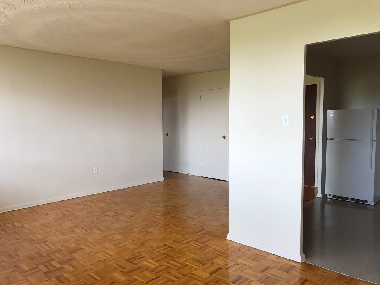 Westmount Tower Apartments - Photo 3 of 10