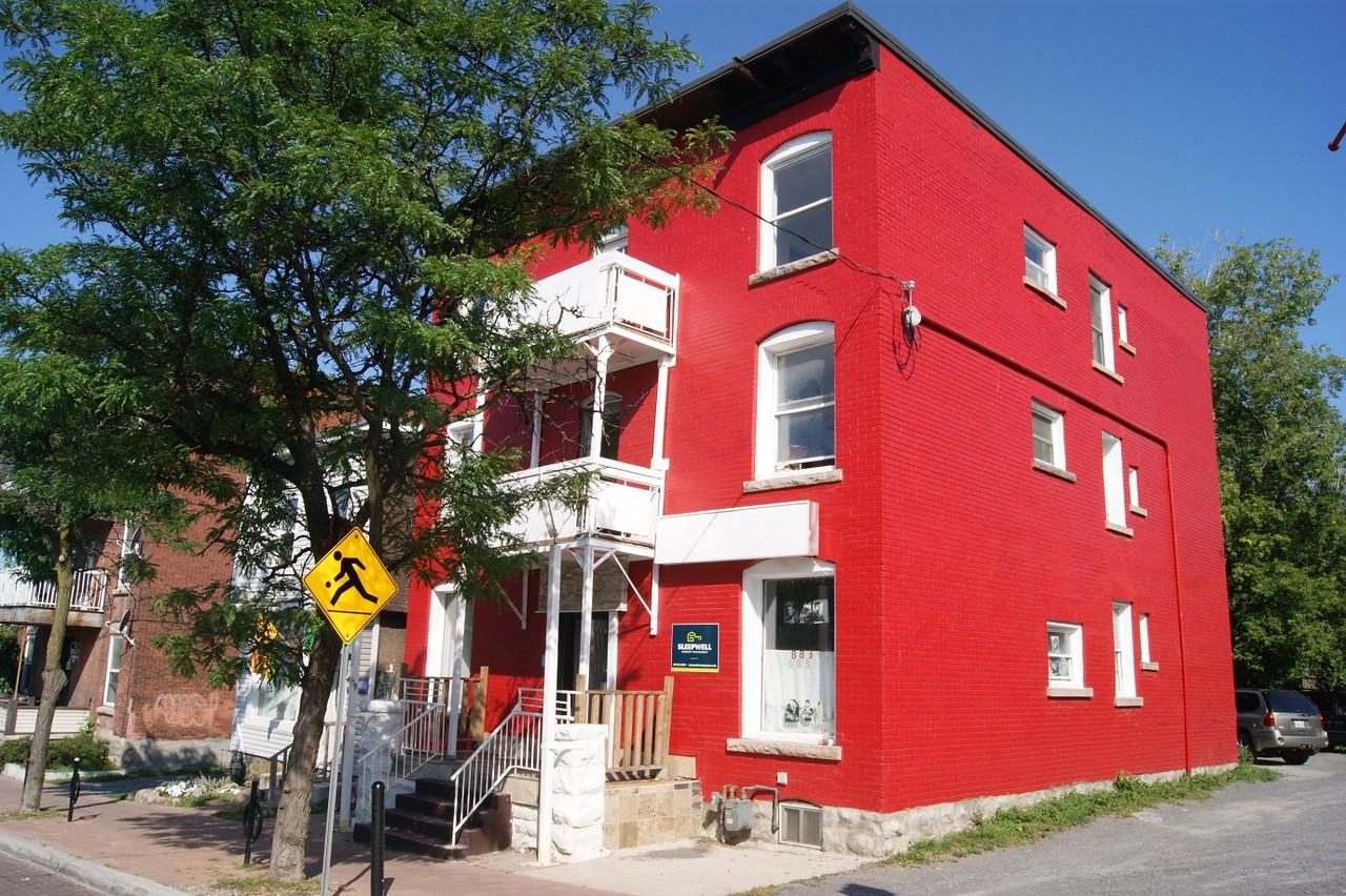 883 Somerset Street West - Photo 3 of 50