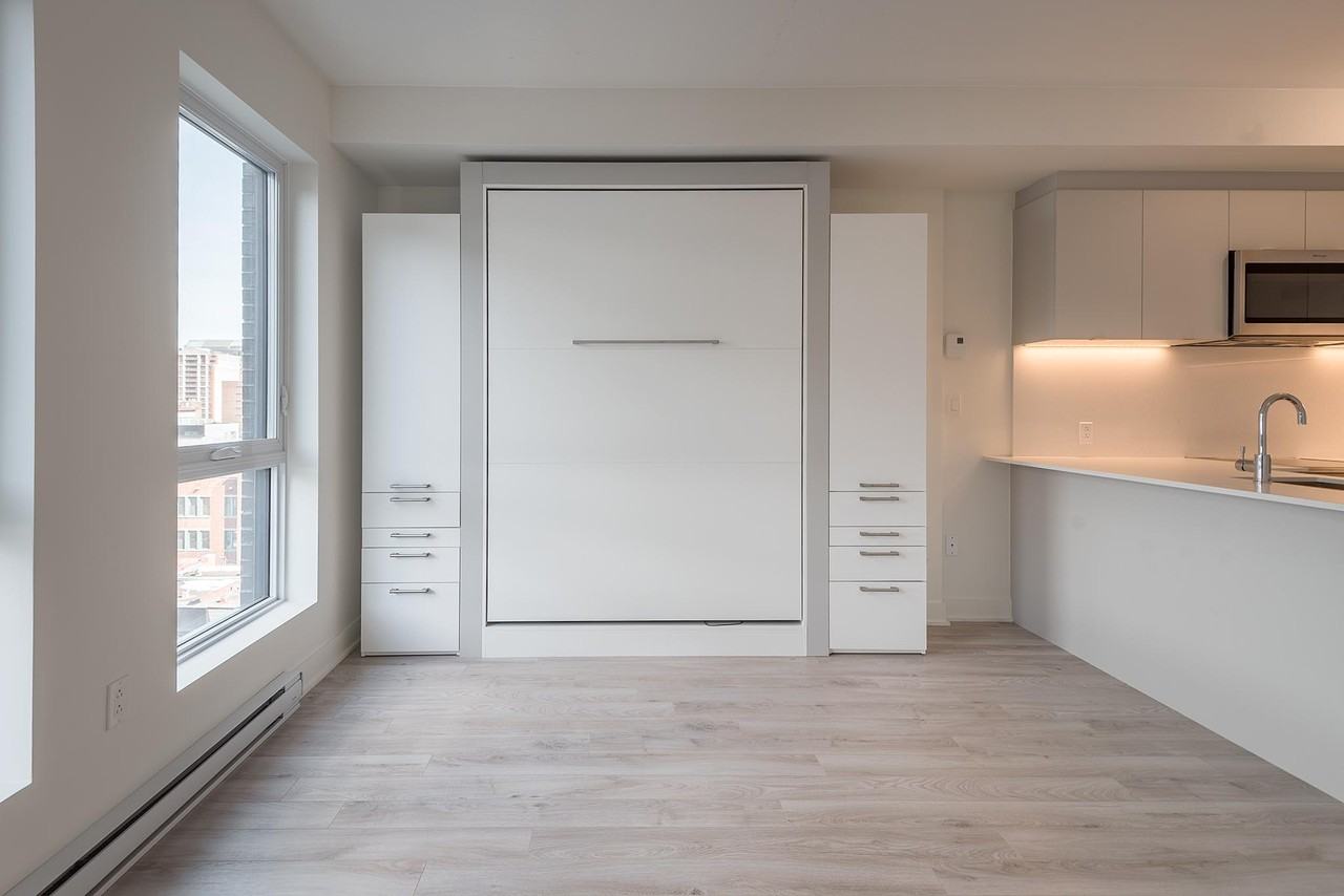 1200 Crescent - Photo 3 of 13