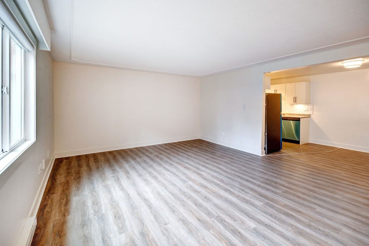 Quadra Village Apartments - Photo 3 of 14