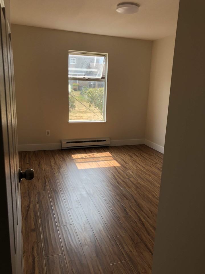 Garrison Place Apartments 5820 Vedder Rd, Chilliwack, BC V2R 1C4 Zumper