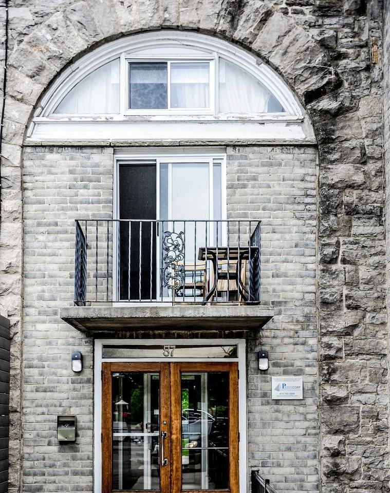 Manoir Lucerne - Photo 3 of 19