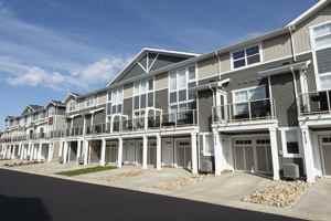 featured image of 145 Horner Cres