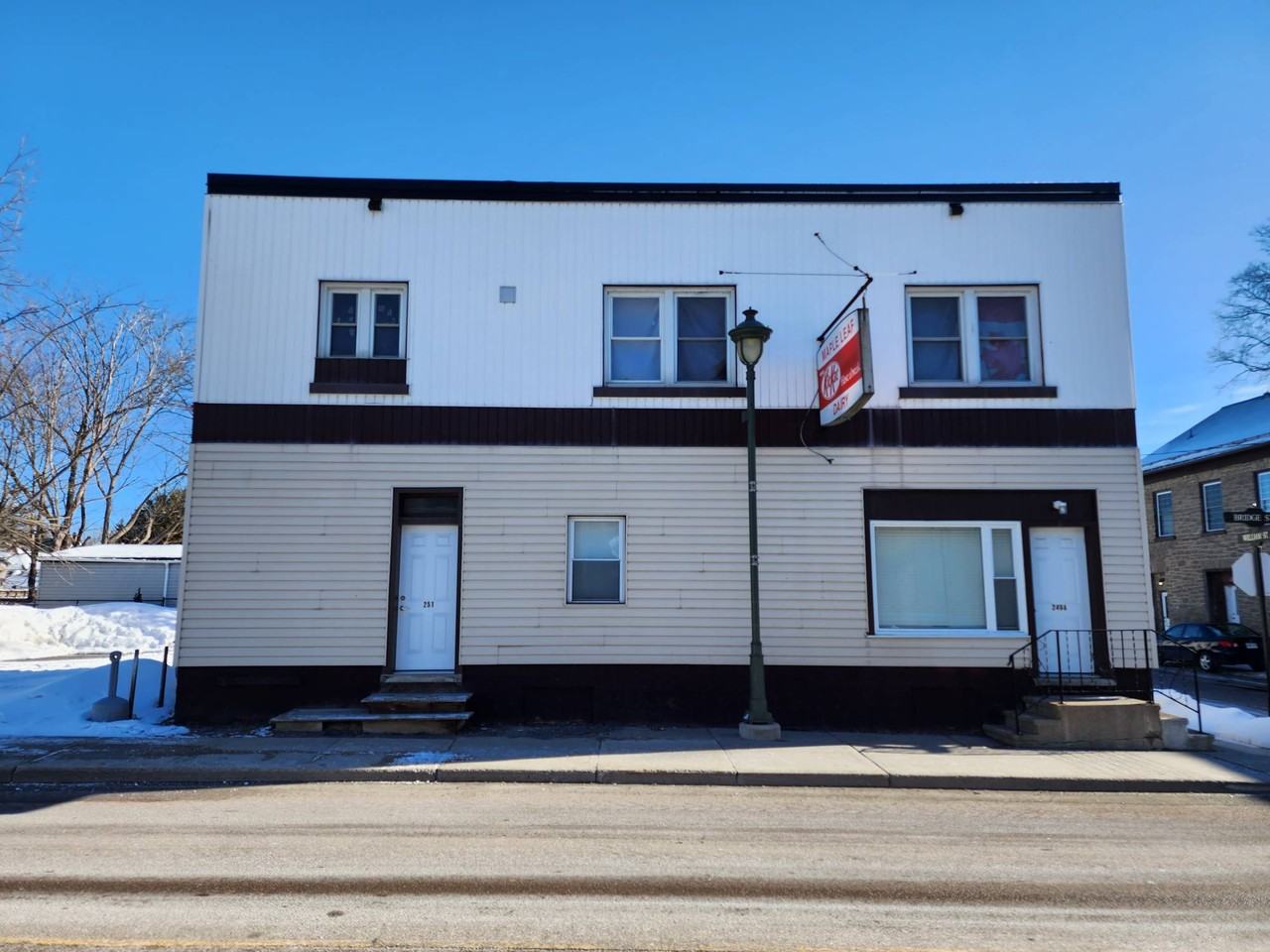 249 Bridge Street Apartments 249 Bridge St, Carleton Place, ON K7C