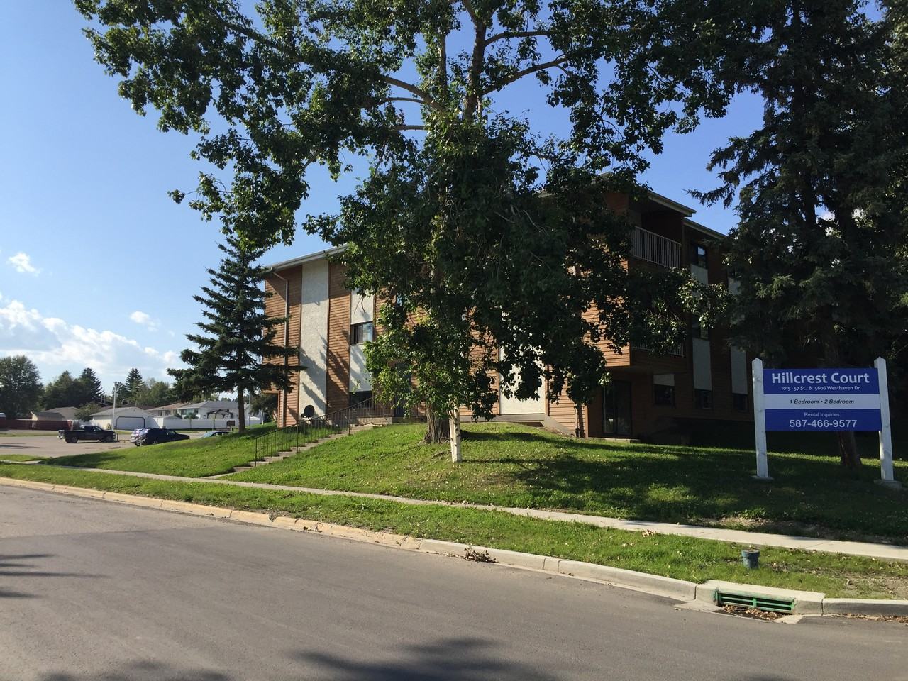 Hillcrest Court Edson - Photo 2 of 32