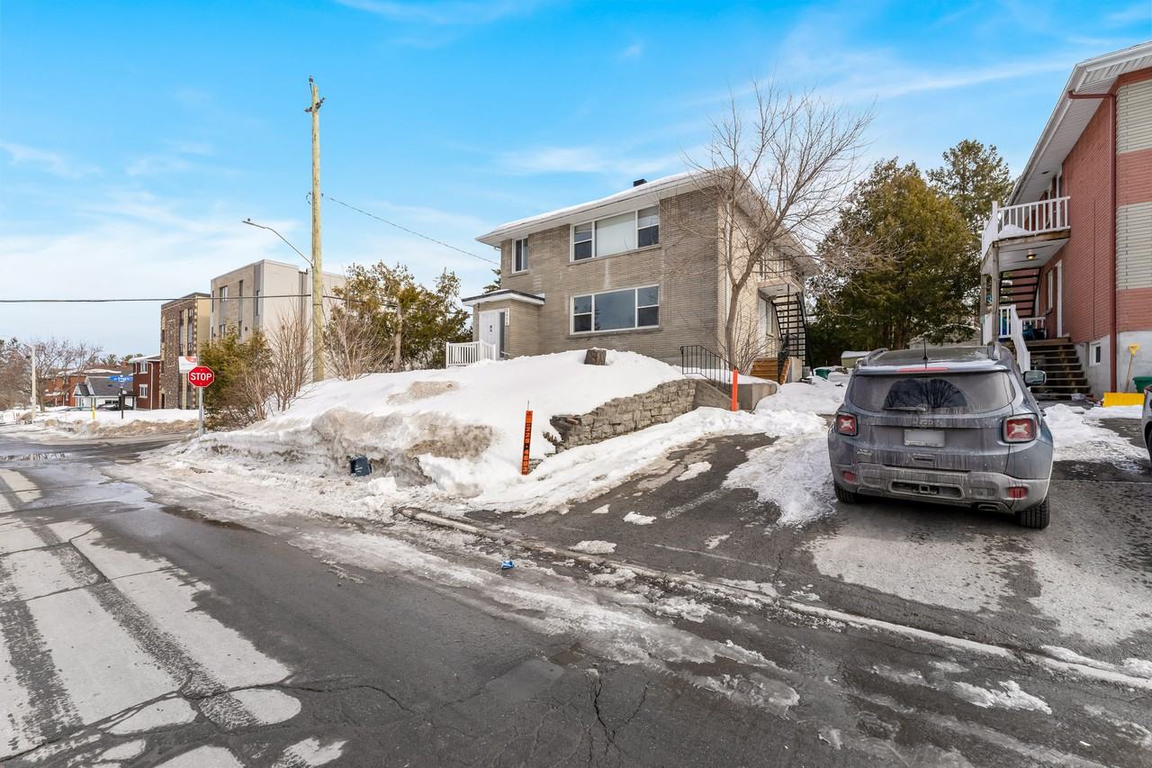 2459 Clover Street Apartments 2459 Clover St, Ottawa, ON K1V 8G6 Zumper