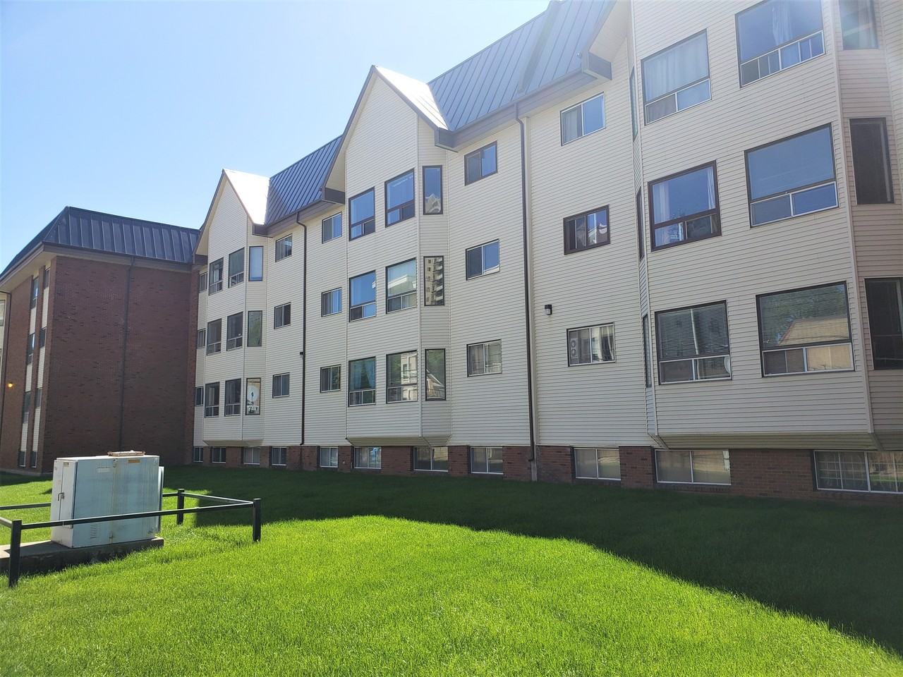 Garneau Bay - Photo 4 of 12