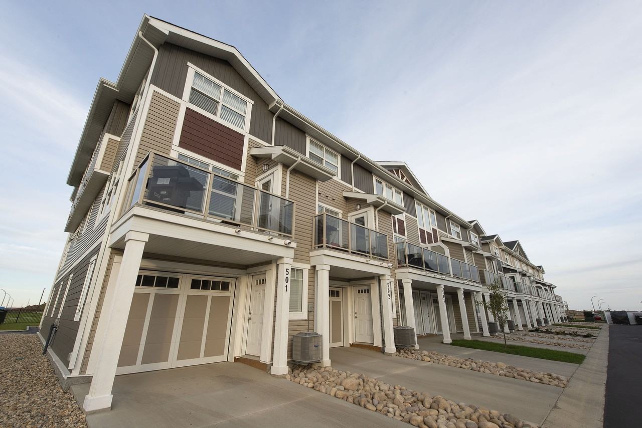 Kingspoint Apartments 175 Hassard Way, Saskatoon, SK S7L 7N9 Zumper