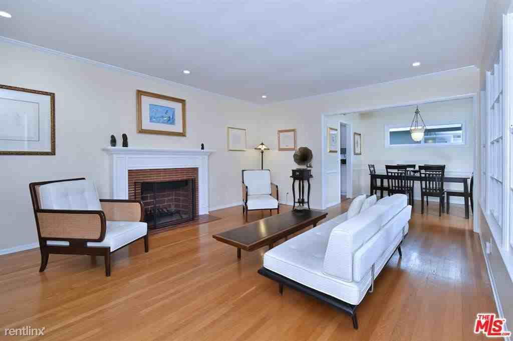 13143 Valleyheart Dr - Photo 3 of 8