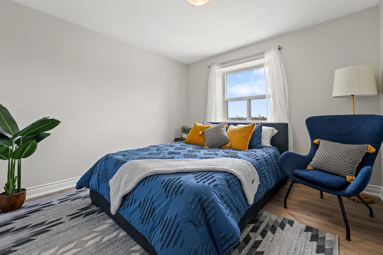 1570 Lawrence Avenue West - Photo 6 of 11