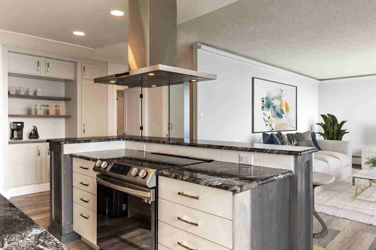 Signature Series at The Mayflower Apartments 11808 100 Ave Nw