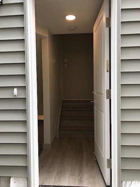 Newer Modern 1 Bed 1 bath lower suite*In - Photo 2 of 14