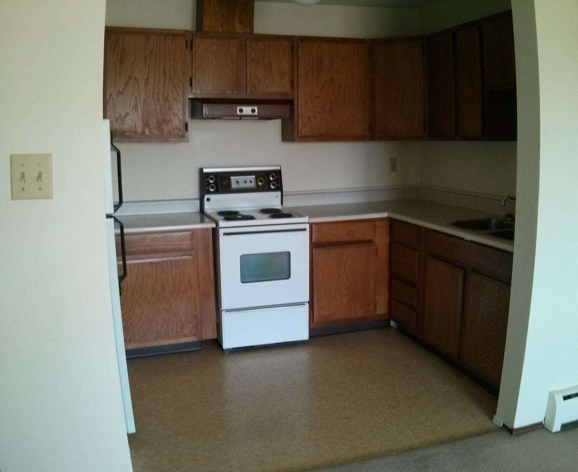 Parkside Manor - Photo 2 of 22