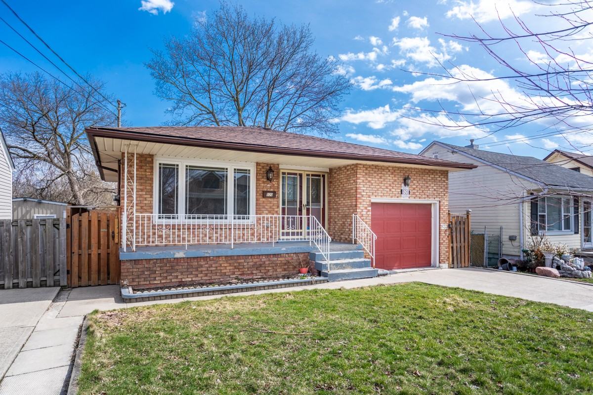 520 Ferguson Ave. N. Main level Apartments 520 Ferguson Ave N