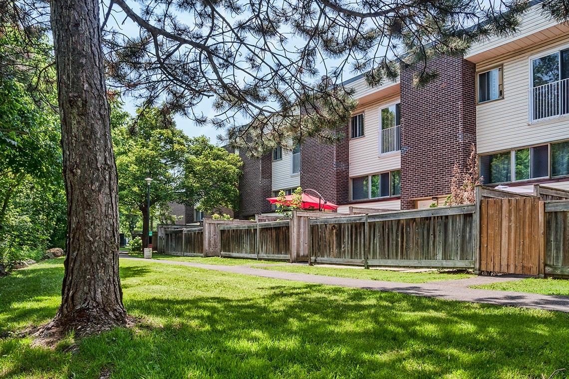 3325 Uplands Dr. Apartments 3325 Uplands Dr, Ottawa, ON K1V 9X6 Zumper