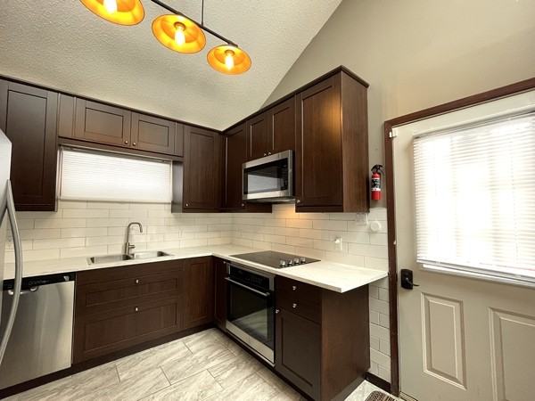 315 Sunnidale Rd. - Photo 2 of 28